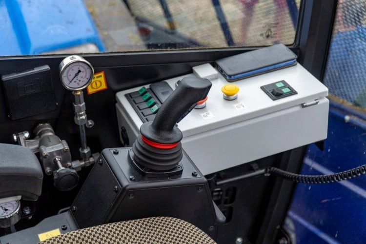 Bod 4 (Slovenština)